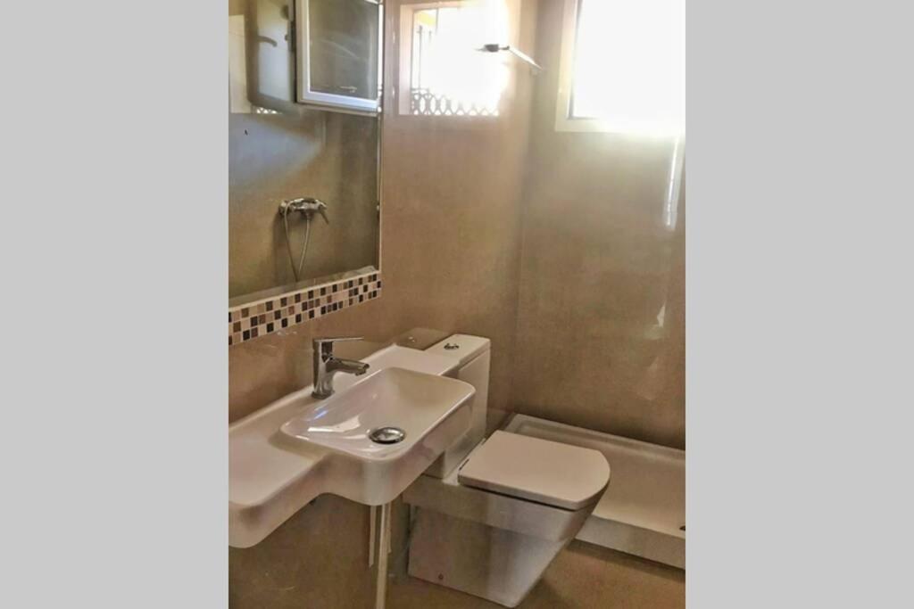 Apartment Duplex, Terraza, 10 Min Coche Centro Sevilla