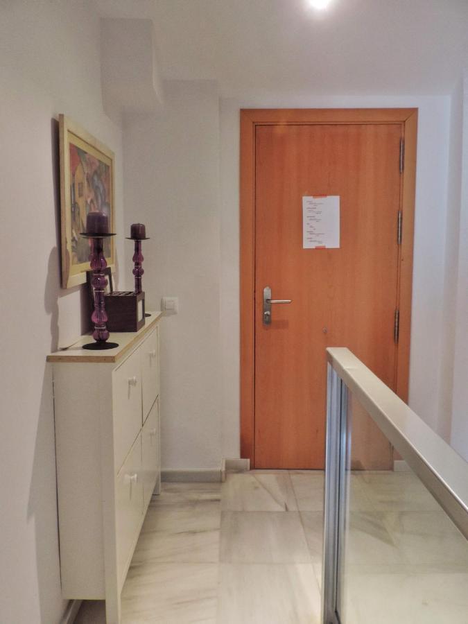 Duplex, Terraza, 10 Min Coche Centro Sevilla Apartment Camas