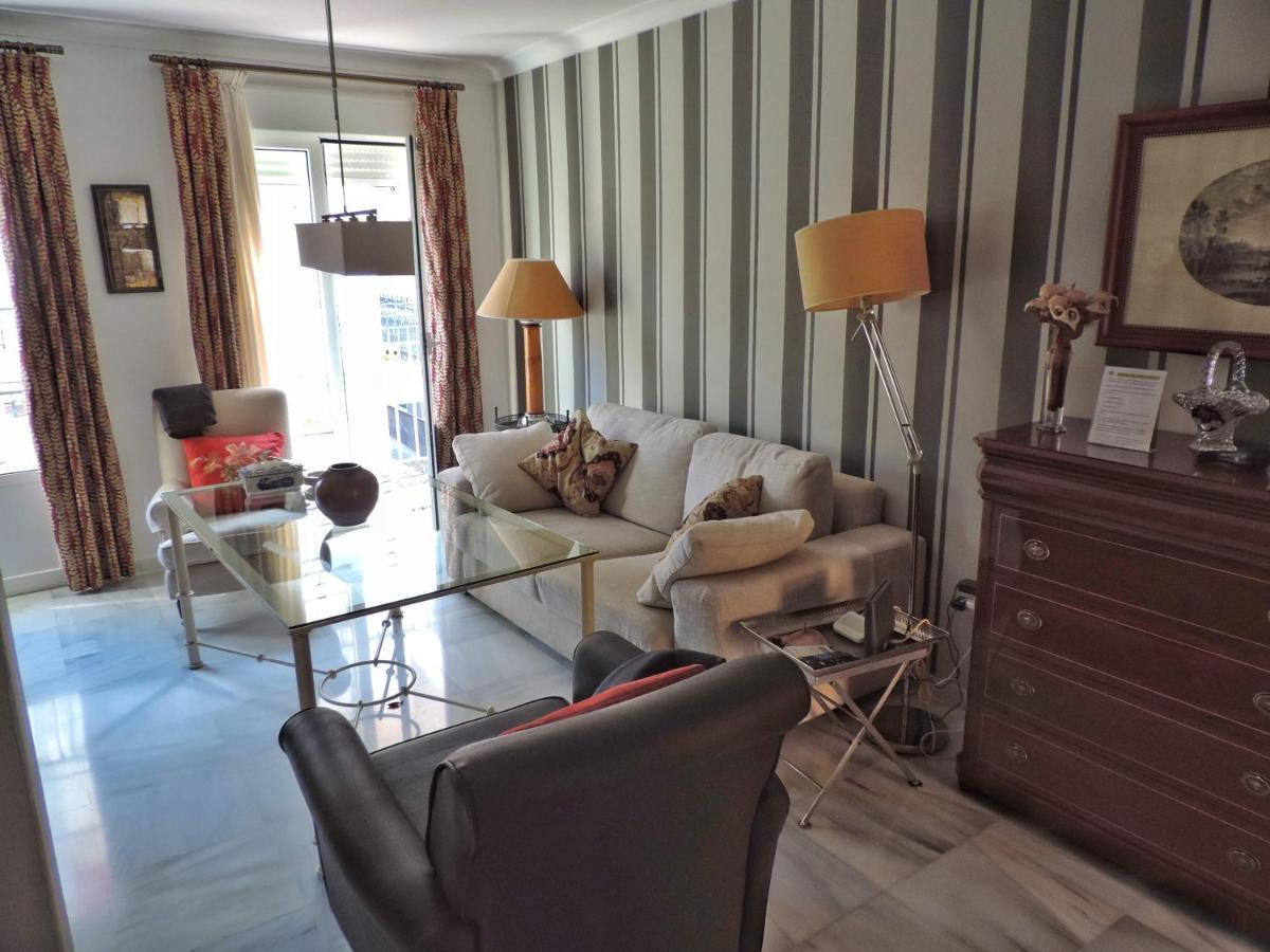 Duplex, Terraza, 10 Min Coche Centro Sevilla Apartment Camas